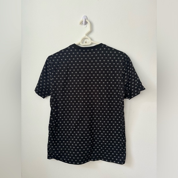 Calvin Klein Monogram T shirt - Picture 2 of 4